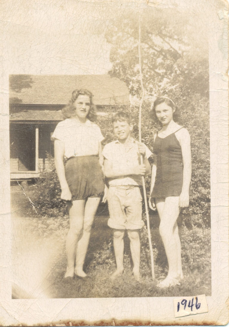 1946 Lena Ruth on right, age 15