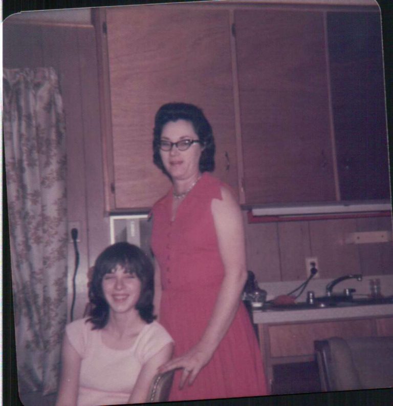 1974-05 Pam and Mom
