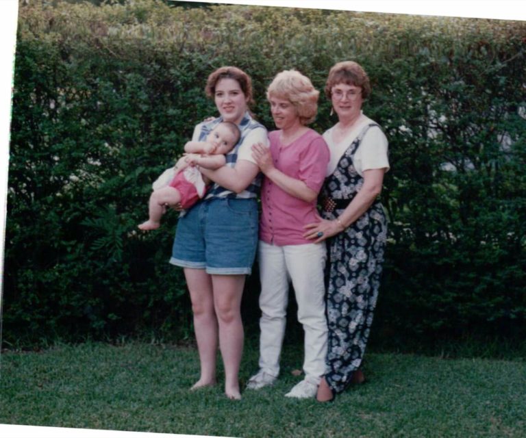 1995 Madison, Melanie, Pam, Nana