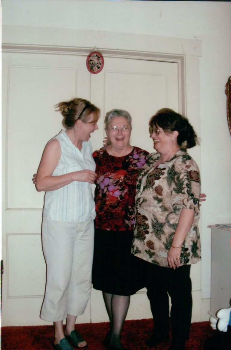 2006-08 Mama, Nana, Aunt Elaine